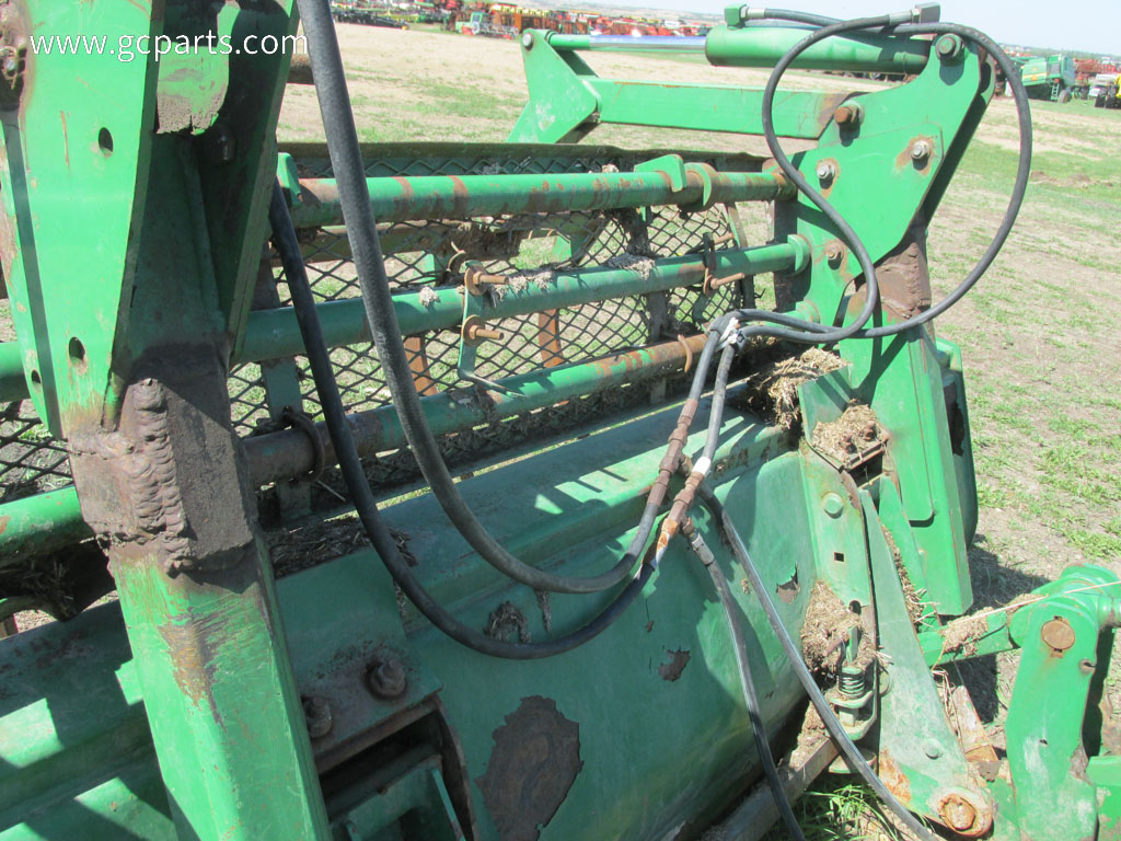 741 LOADER 8FT W/ GRAPPLE